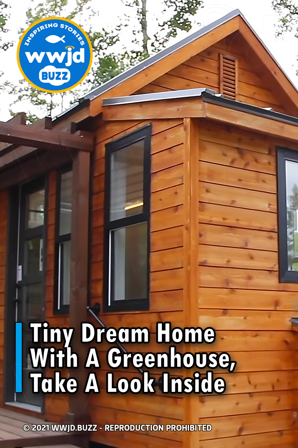 Tiny Dream Home With A Greenhouse, Take A Look Inside