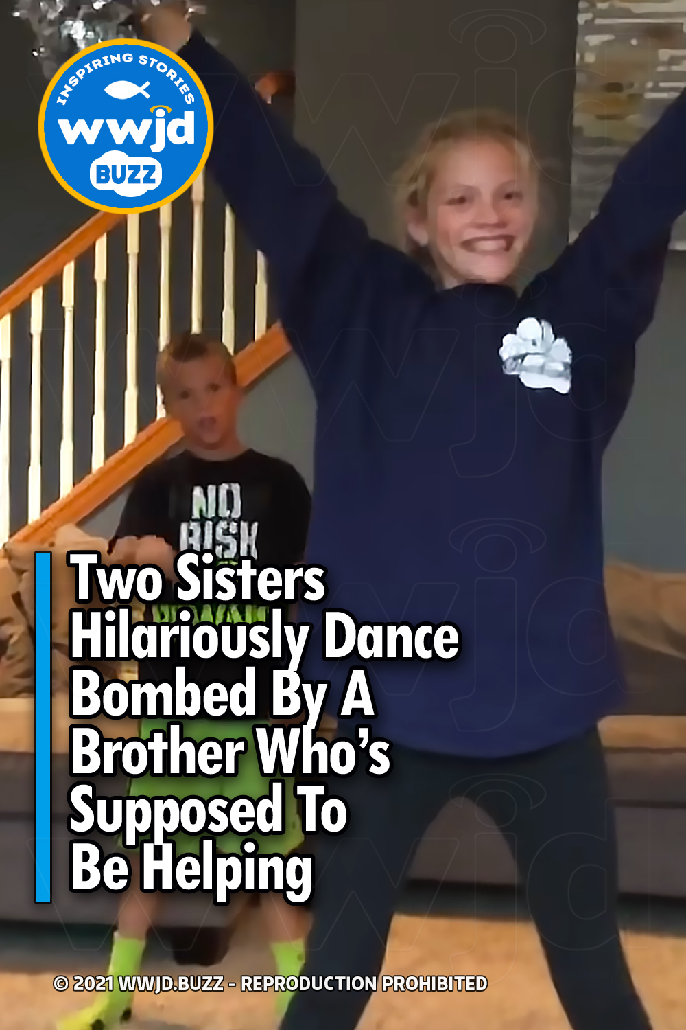 Two Sisters Hilariously Dance Bombed By A Brother Who\'s Supposed To Be Helping
