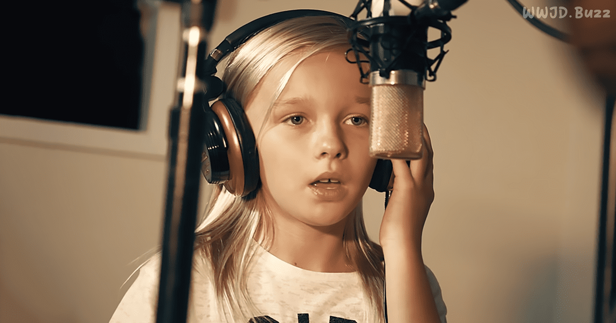 11-Year-Old Begins To Sings Her Own Beautiful Song, But When Her Friend ...