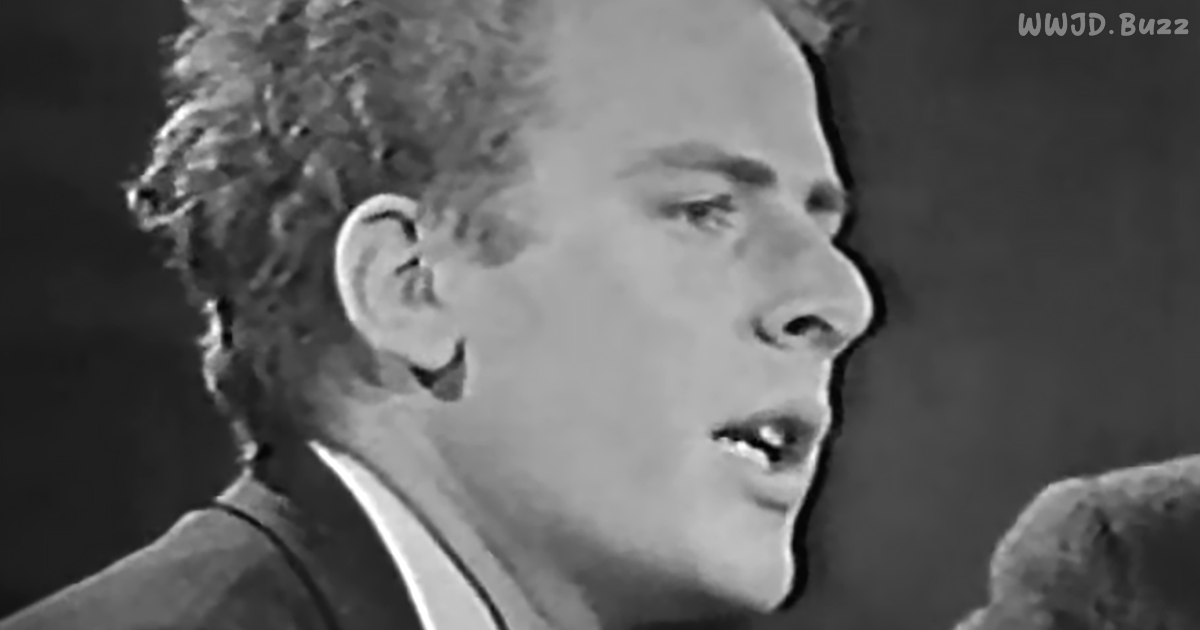 Paul Simon Said THIS in 1966 About "The Sound of Silence" — Listen To