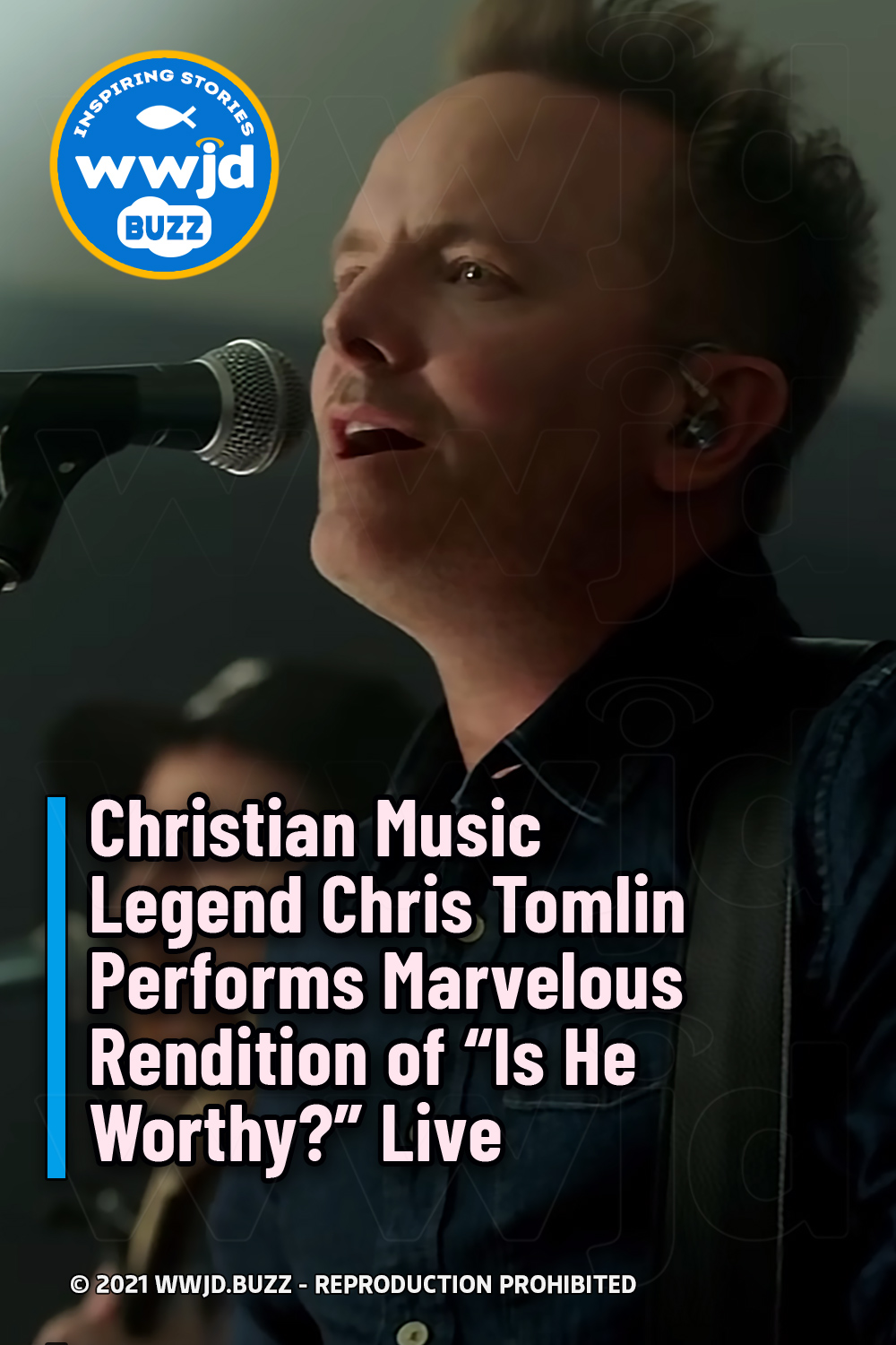 Christian Music Legend Chris Tomlin Performs Marvelous Rendition of “Is He Worthy?” Live