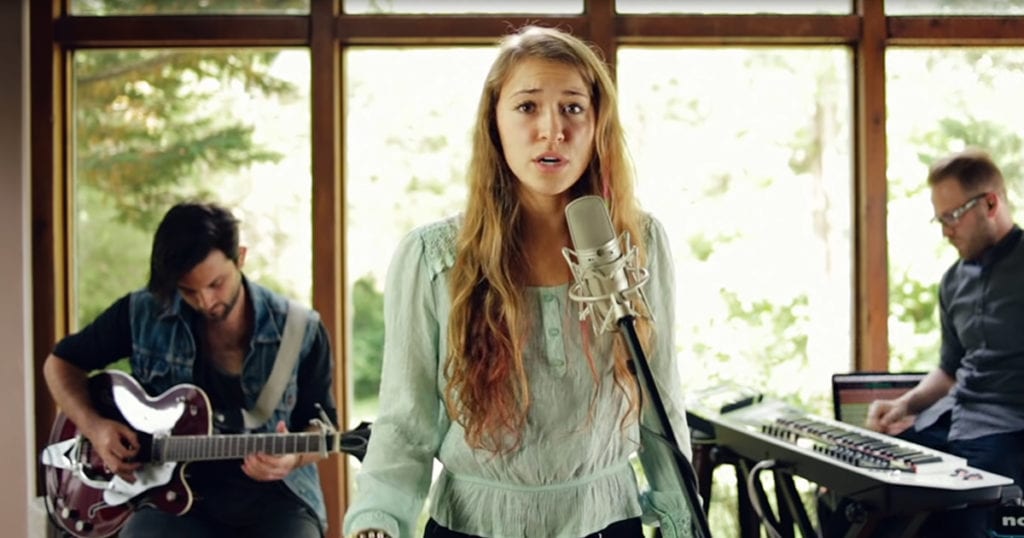 Is Lauren Daigle Married? Exploring the Life of the Bestselling Christian Music Artist
