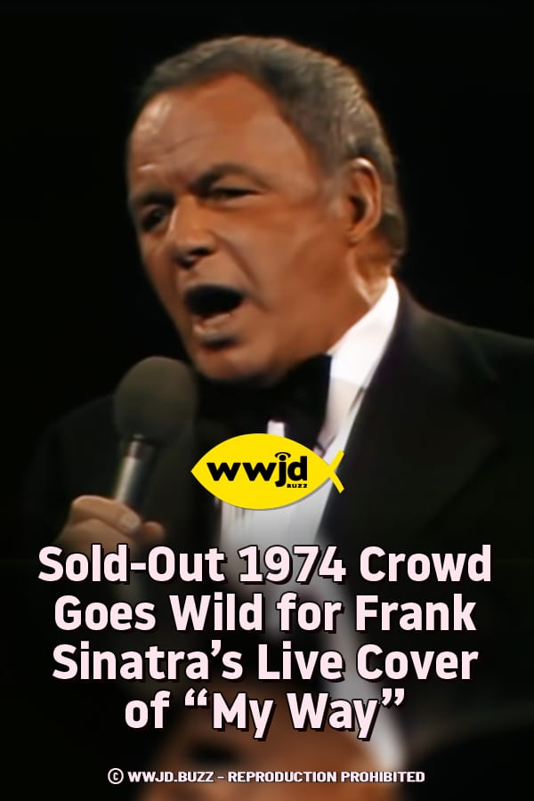 Sold-Out 1974 Crowd Goes Wild for Frank Sinatra\'s Live Cover of \