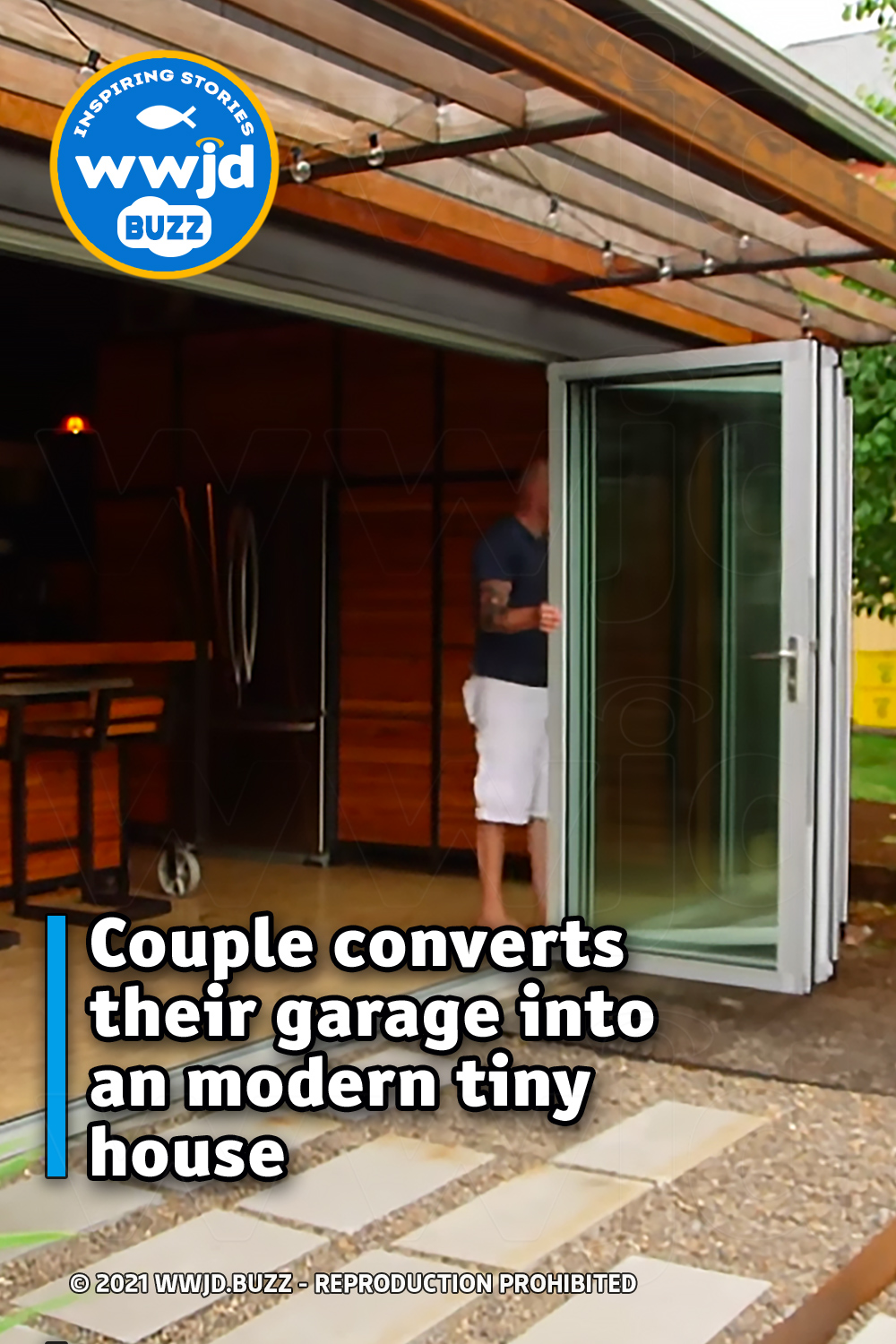Couple converts their garage into an modern tiny house
