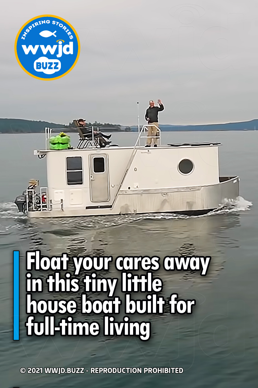Float your cares away in this tiny little house boat built for full-time living