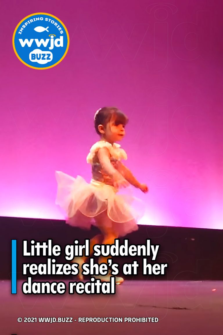 PIN-Little girl suddenly realizes she’s at her dance recital – WWJD