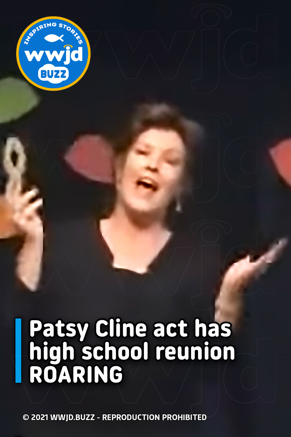 Patsy Cline act has high school reunion ROARING