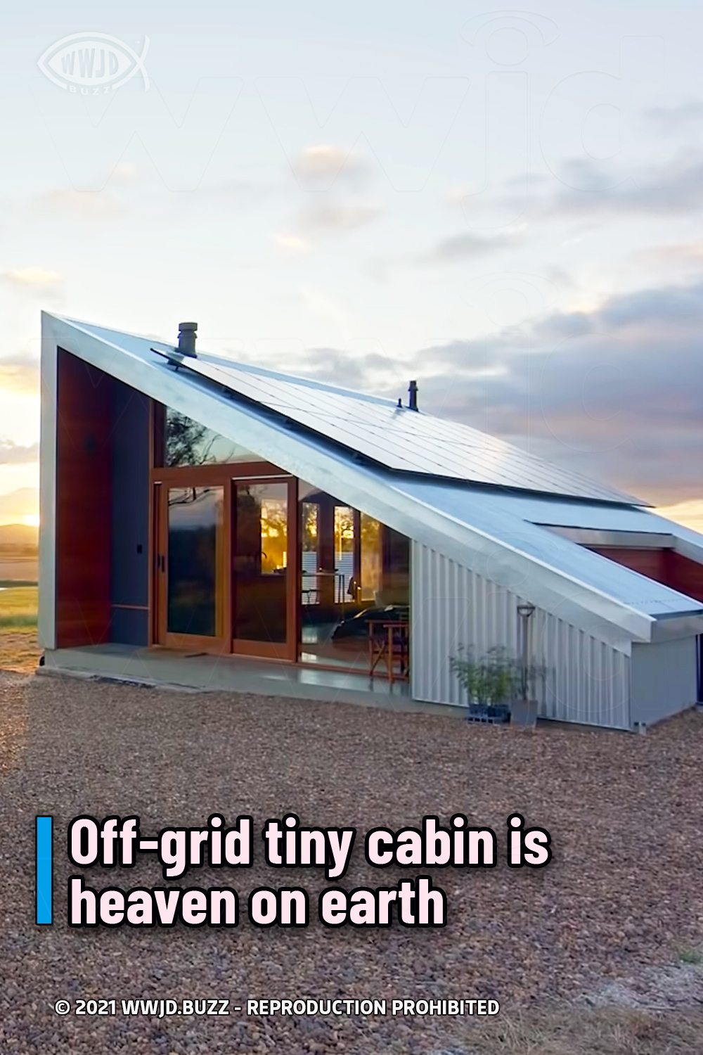 Off-grid tiny cabin is heaven on earth