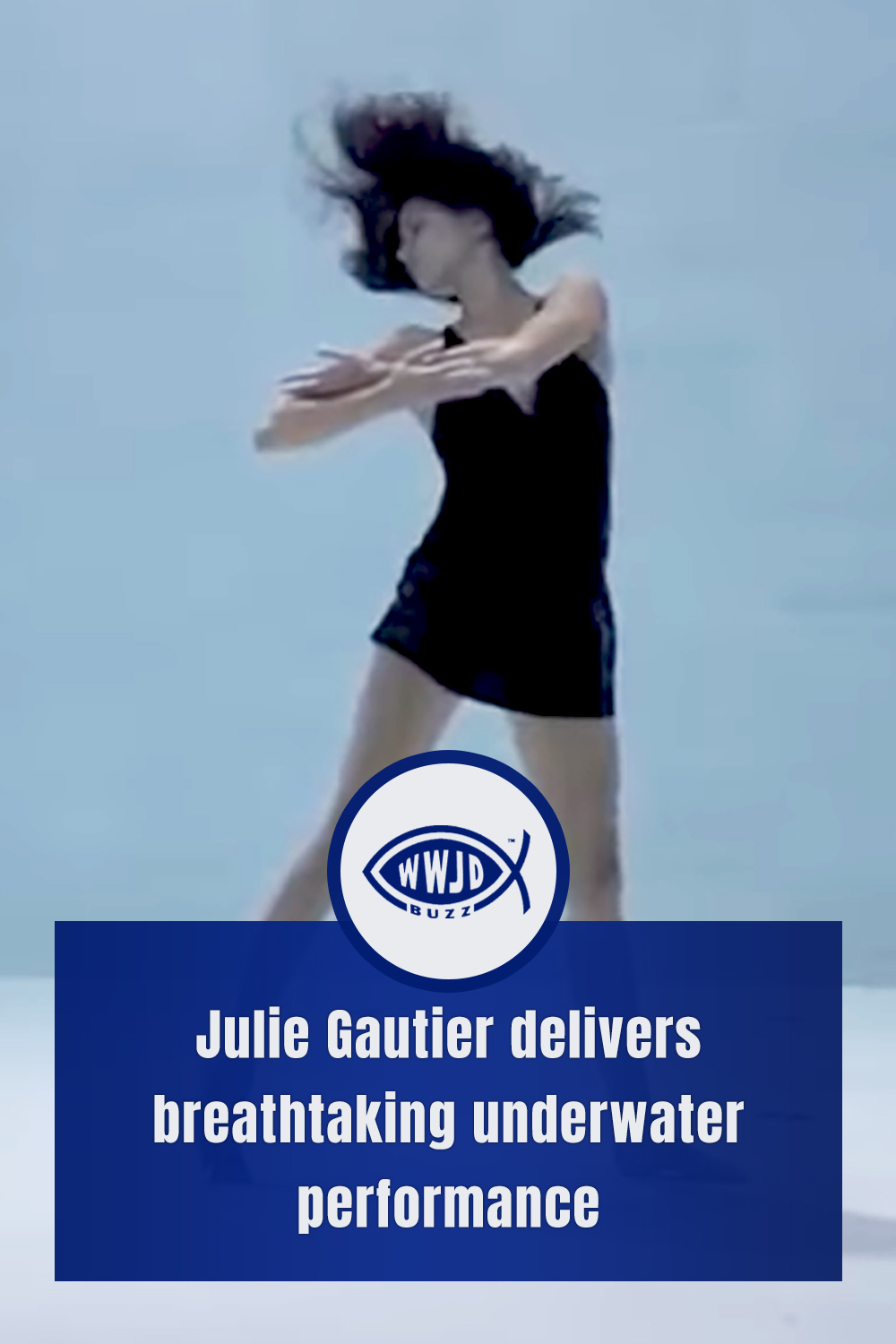 Julie Gautier delivers breathtaking underwater performance