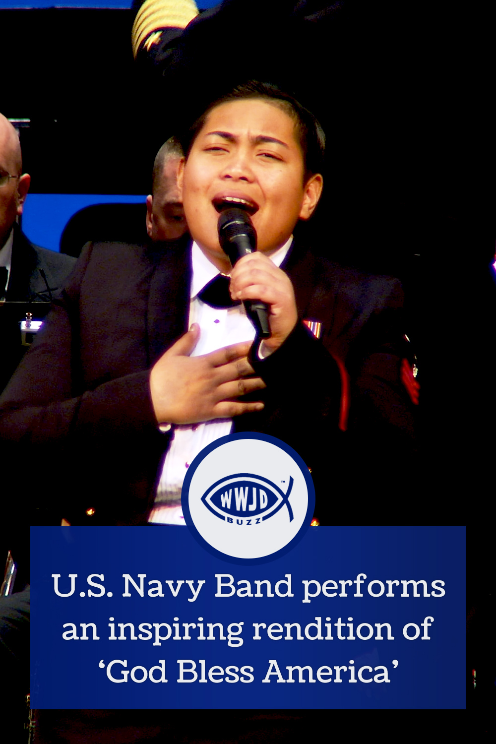 U.S. Navy Band performs an inspiring rendition of ‘God Bless America’