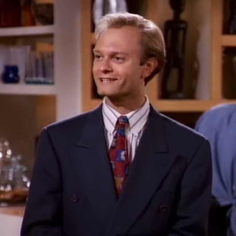 Niles Crane's 15 funniest puns and comebacks on 'Frasier' | WWJD