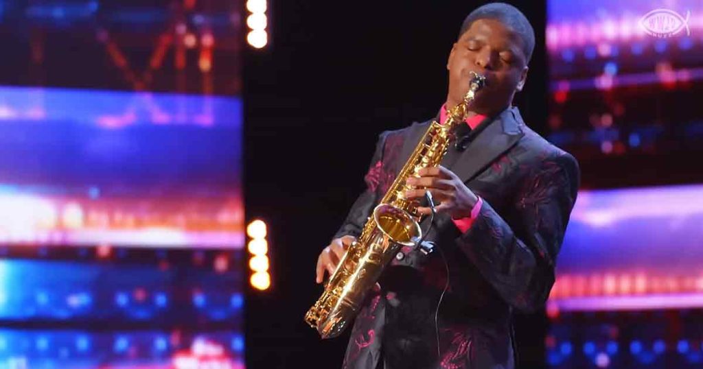 Saxophonist’s tearful ‘AGT’ audition gets the Golden Buzzer WWJD