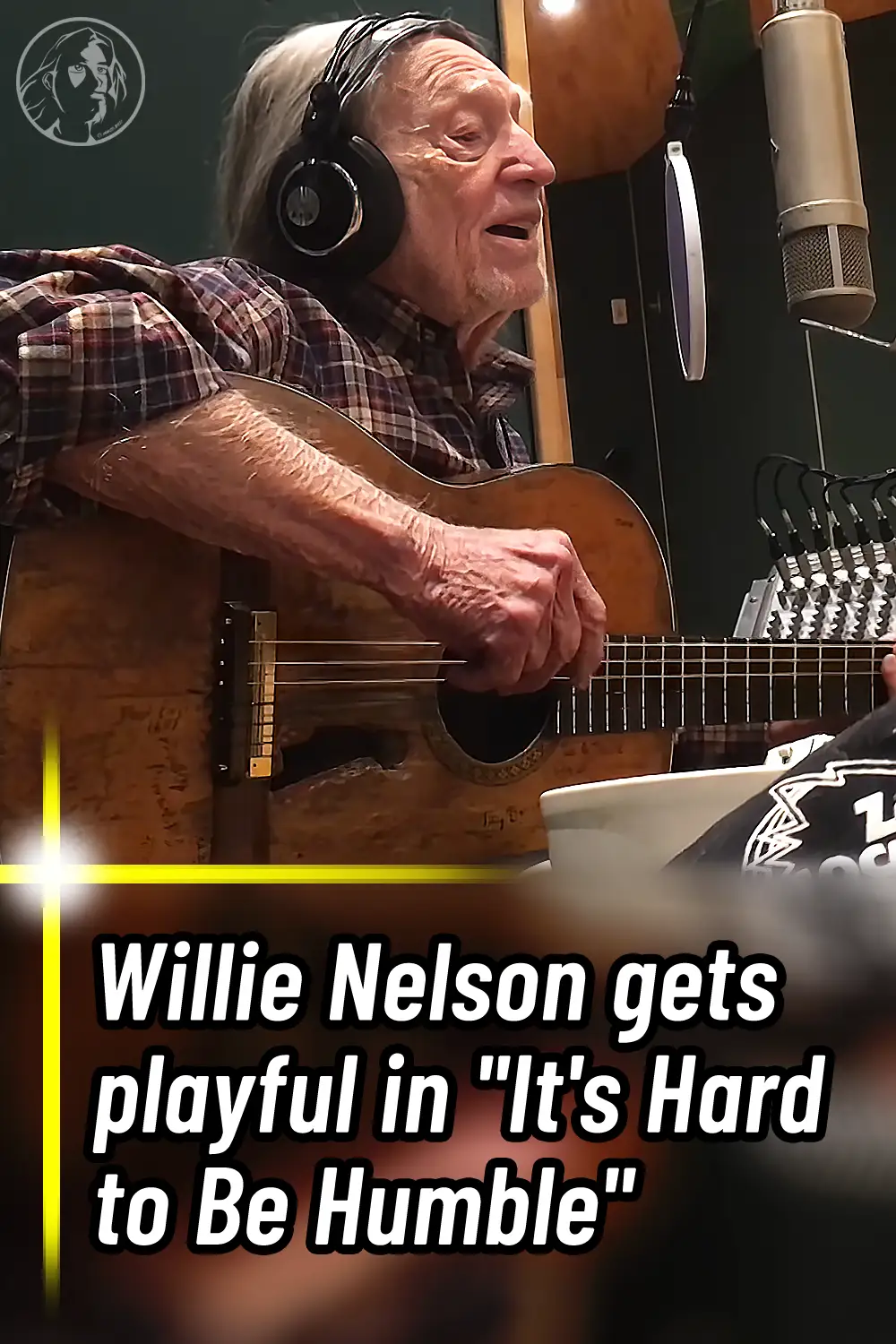 Willie Nelson gets playful in \